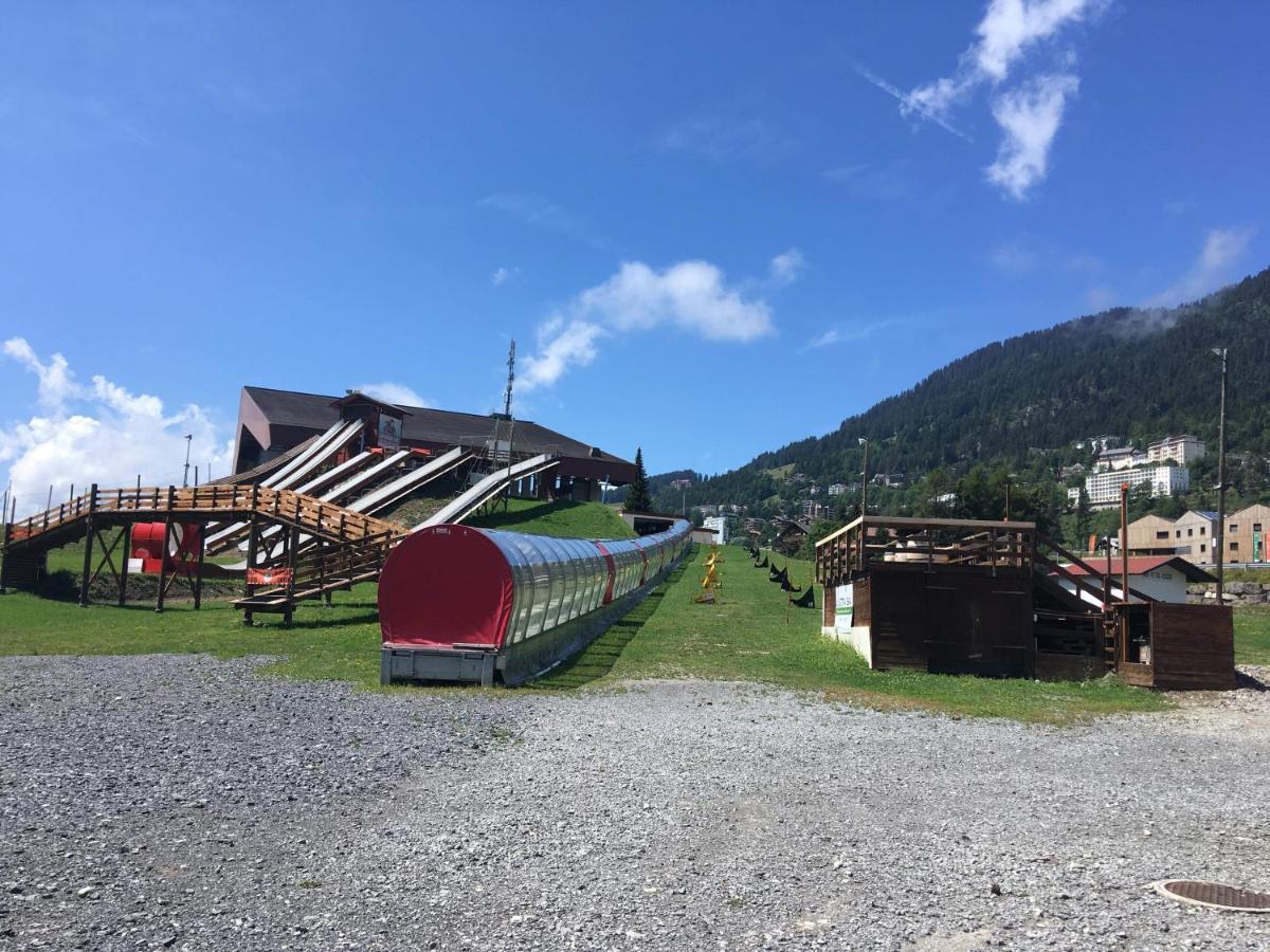 Hotel La Tour D'Ai Leysin Esterno foto